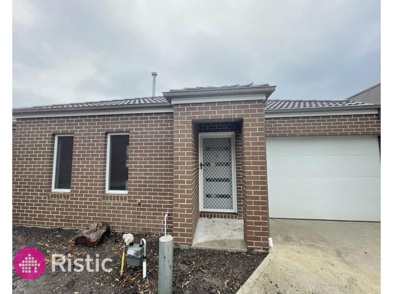 4/5 Tooth Court, Mill Park VIC 3082