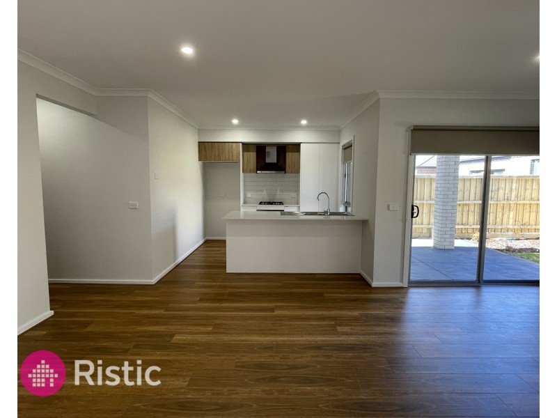 256 Toyon Road, Donnybrook VIC 3064