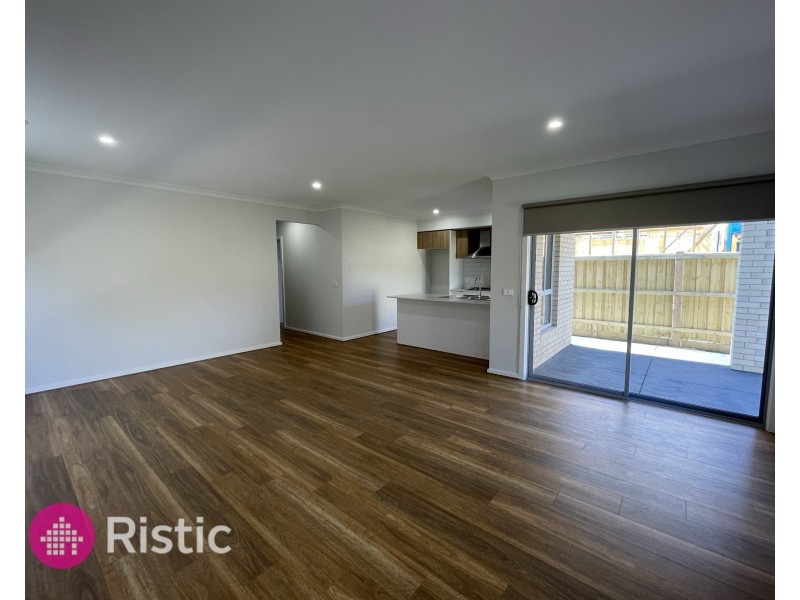 256 Toyon Road, Donnybrook VIC 3064