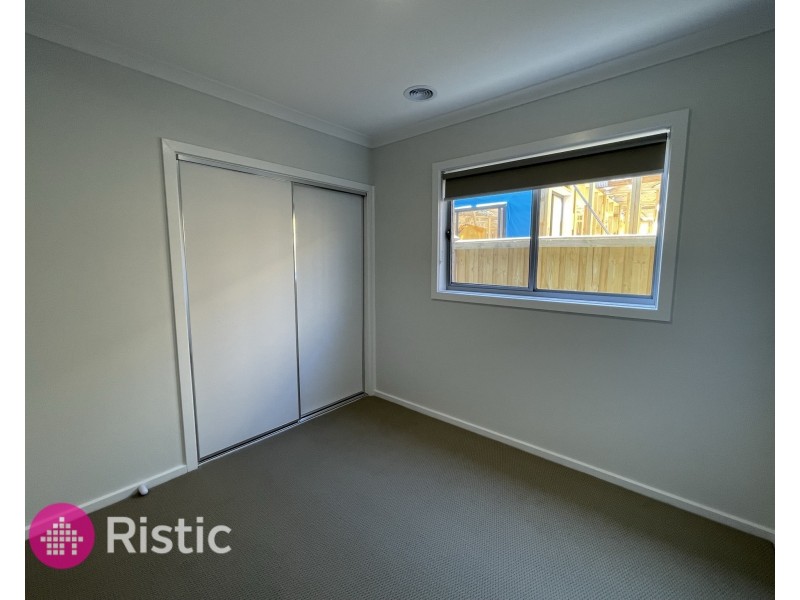 256 Toyon Road, Donnybrook VIC 3064