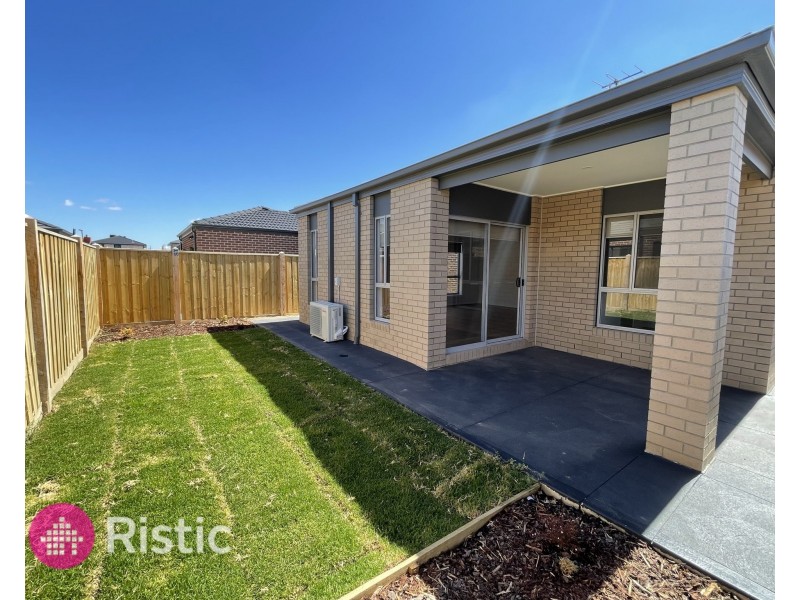 256 Toyon Road, Donnybrook VIC 3064