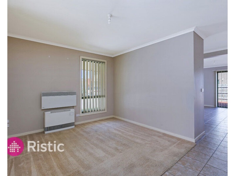 16 Pace Circuit, South Morang VIC 3752