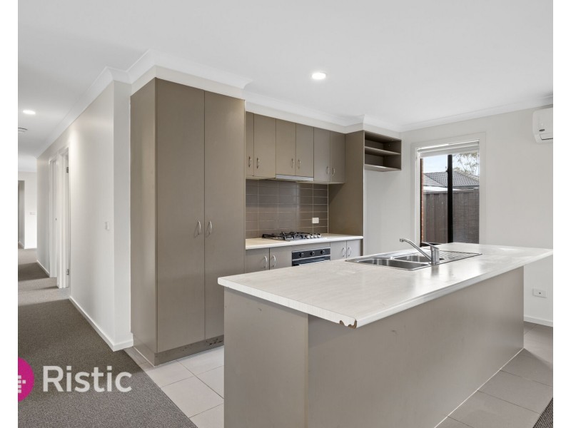 3 Kristini Place, Truganina VIC 3029