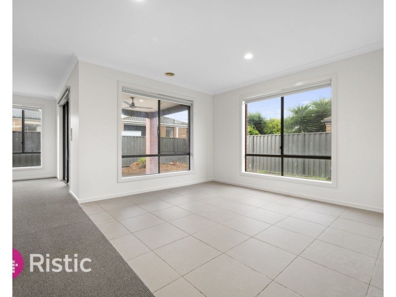 3 Kristini Place, Truganina VIC 3029