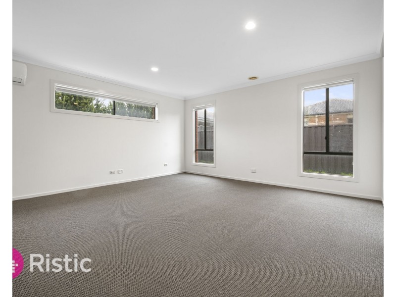 3 Kristini Place, Truganina VIC 3029