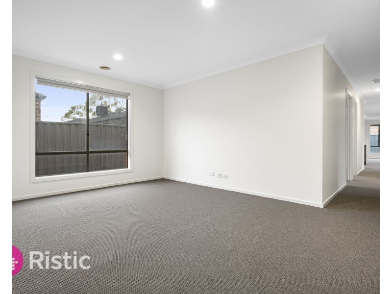3 Kristini Place, Truganina VIC 3029