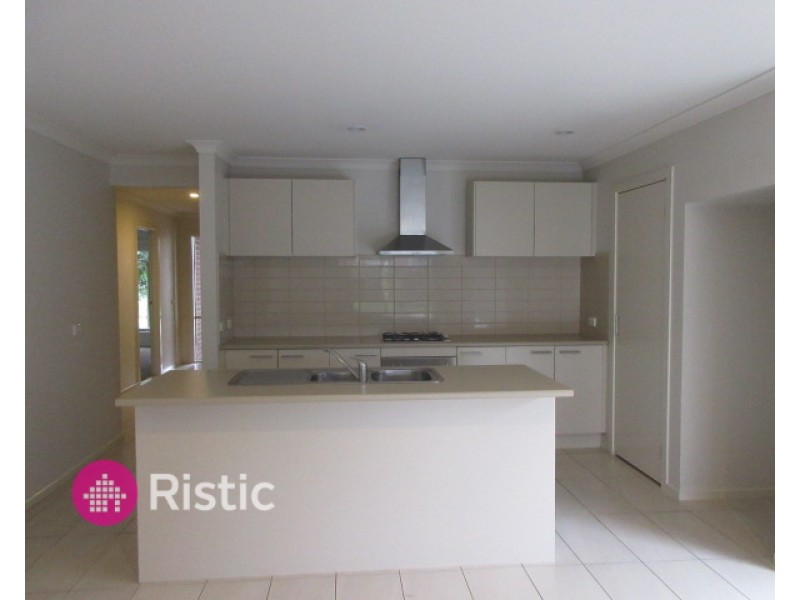 11 Cortona Grange, Mernda VIC 3754