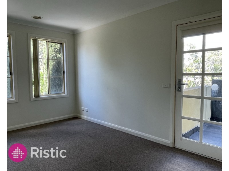 1/11 Payne Place, South Morang VIC 3752