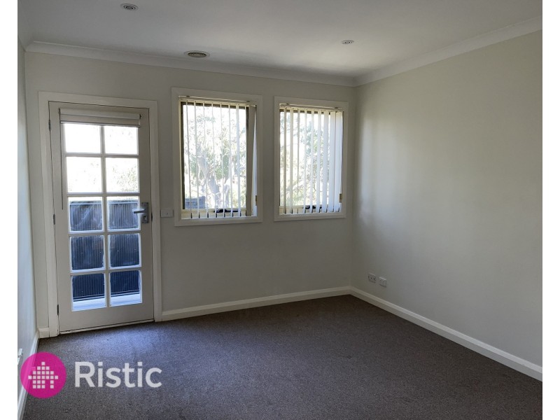 1/11 Payne Place, South Morang VIC 3752