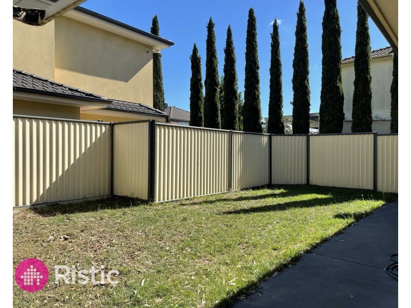 1/11 Payne Place, South Morang VIC 3752