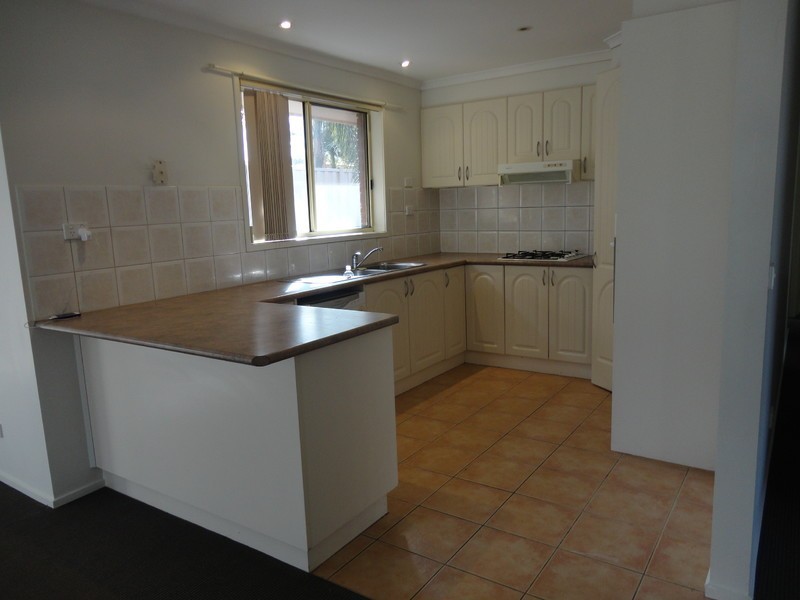 6 Yvette Court, Epping VIC 3076