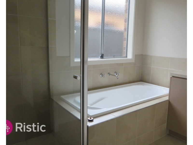 10 Atkinson Close, Point Cook VIC 3030