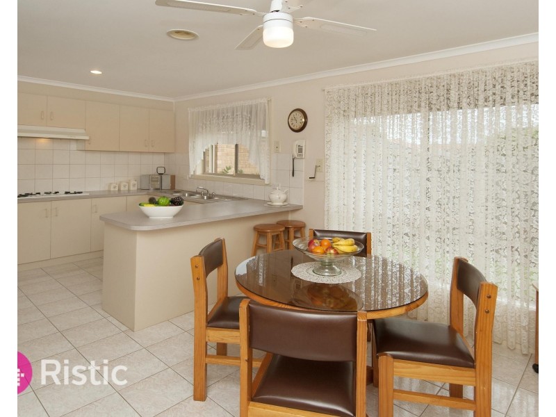 108A Woolnough Drive, Mill Park VIC 3082