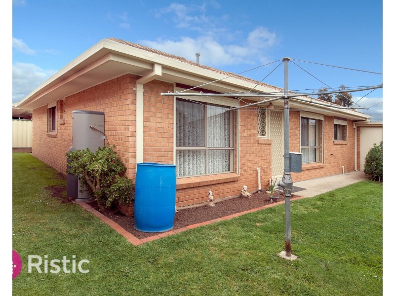 108A Woolnough Drive, Mill Park VIC 3082