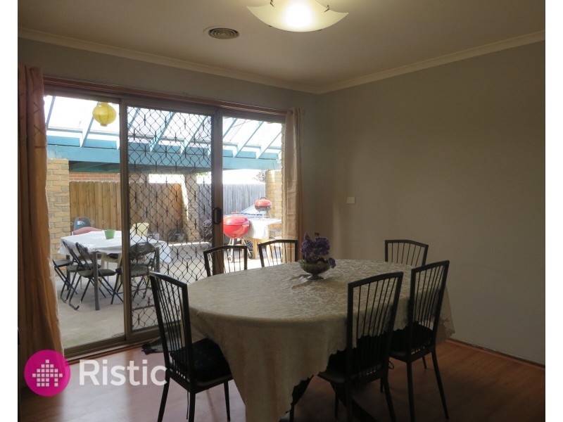 47 Grenda Drive, Mill Park VIC 3082