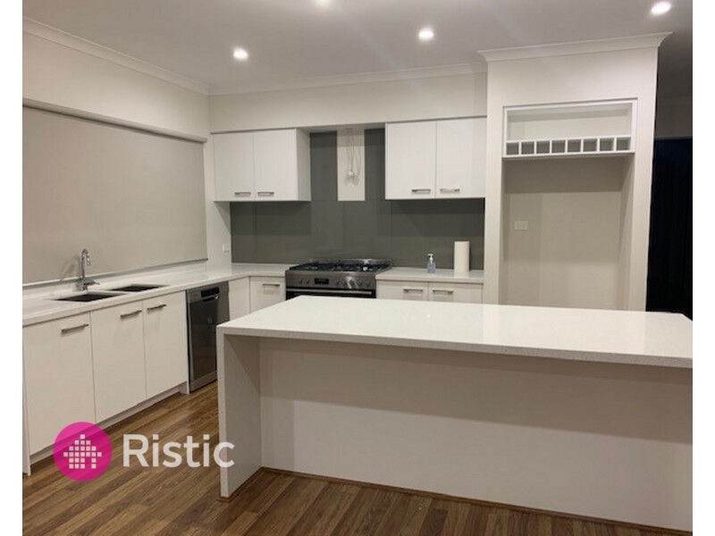16 Danzig Street, Kalkallo VIC 3064