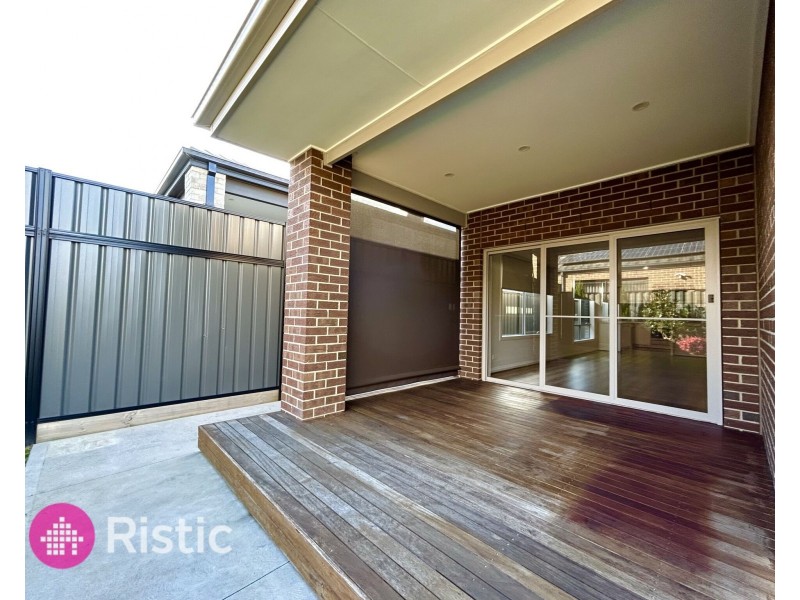 16 Danzig Street, Kalkallo VIC 3064