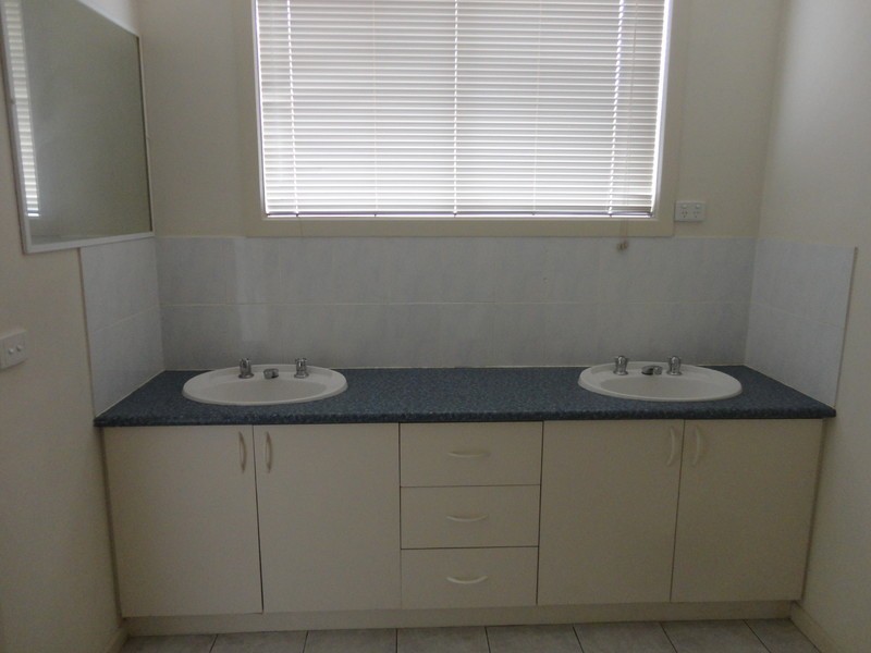 247B Betula Avenue, Mill Park VIC 3082