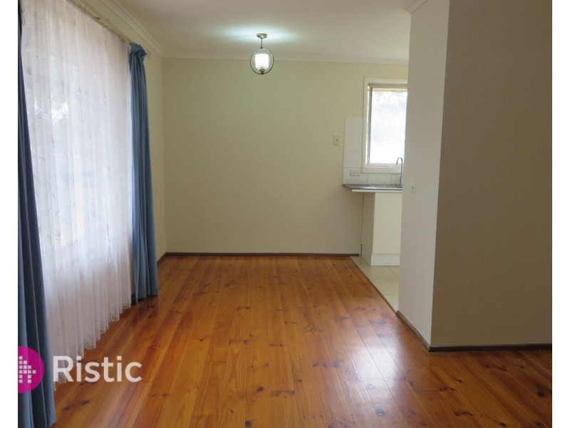 28 Buckmaster Drive, Mill Park VIC 3082