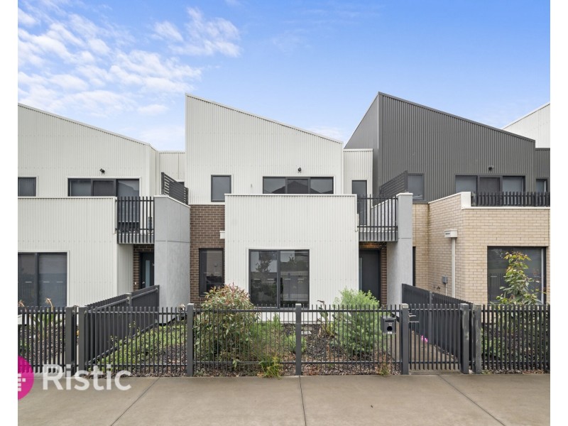 12 Sheba Way, Wollert VIC 3750