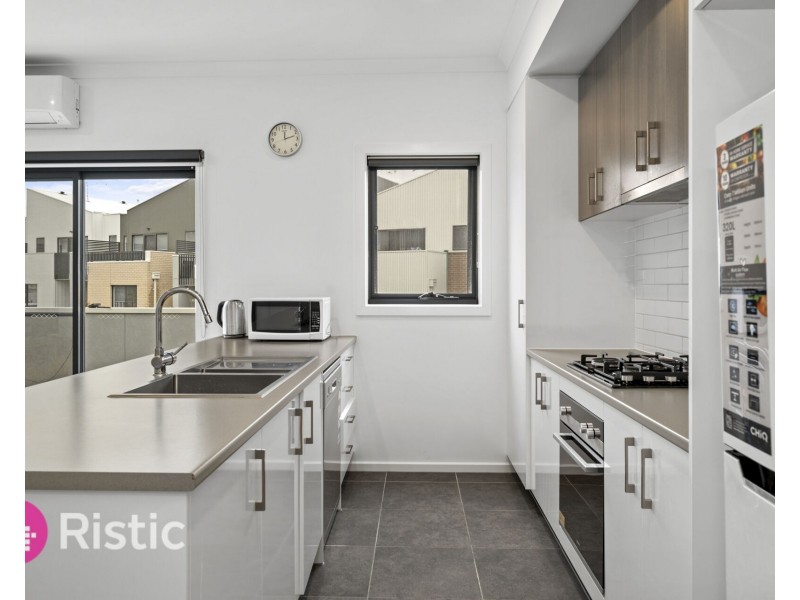 12 Sheba Way, Wollert VIC 3750