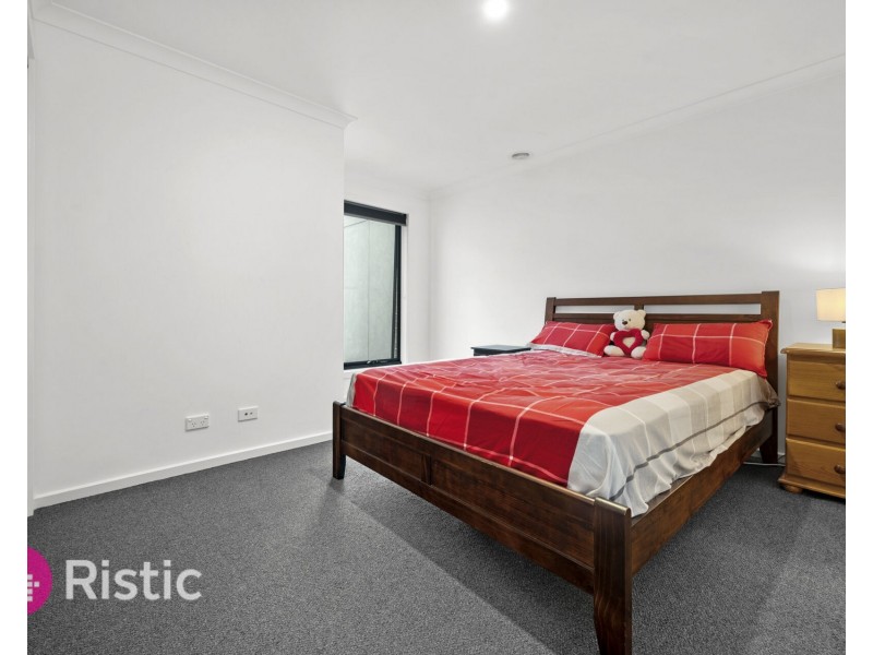 12 Sheba Way, Wollert VIC 3750