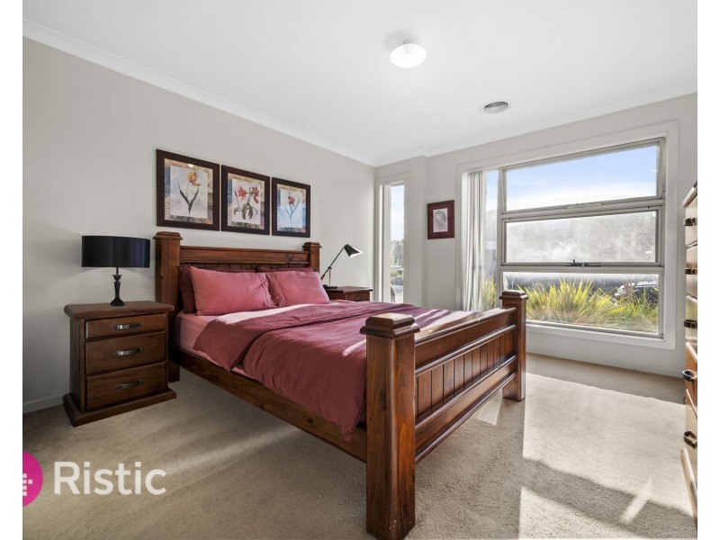 4 Ethan Road, Point Cook VIC 3030