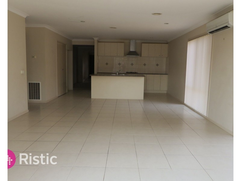 21 Wing Circuit, Tarneit VIC 3029