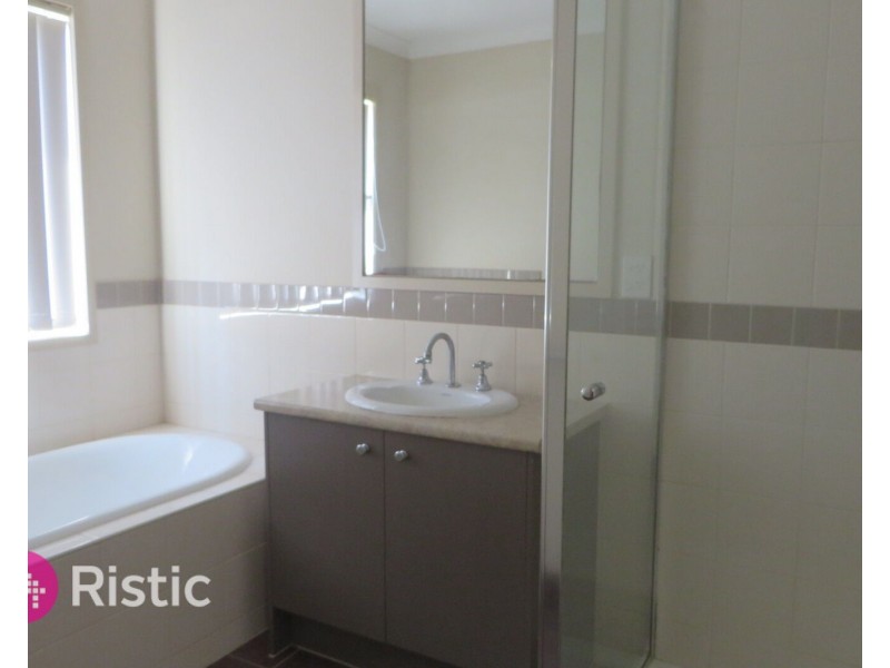 21 Wing Circuit, Tarneit VIC 3029