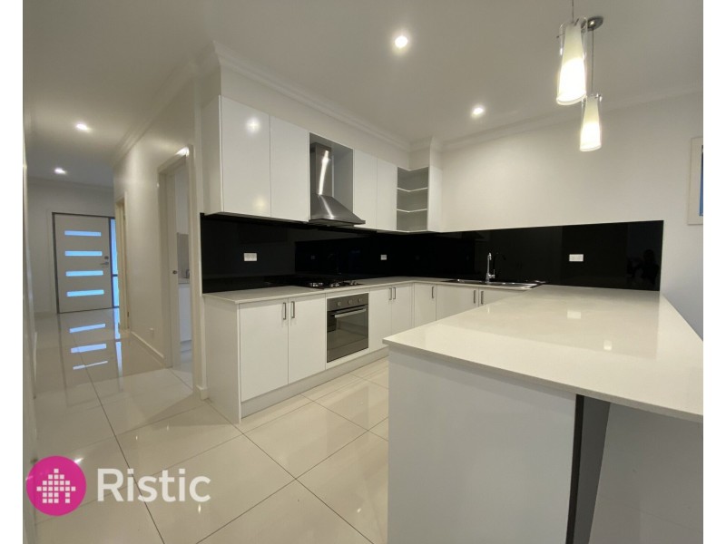 13/37 Gordons Road, South Morang VIC 3752