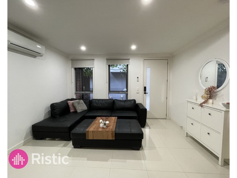 10/11 Riverside Drive, South Morang VIC 3752