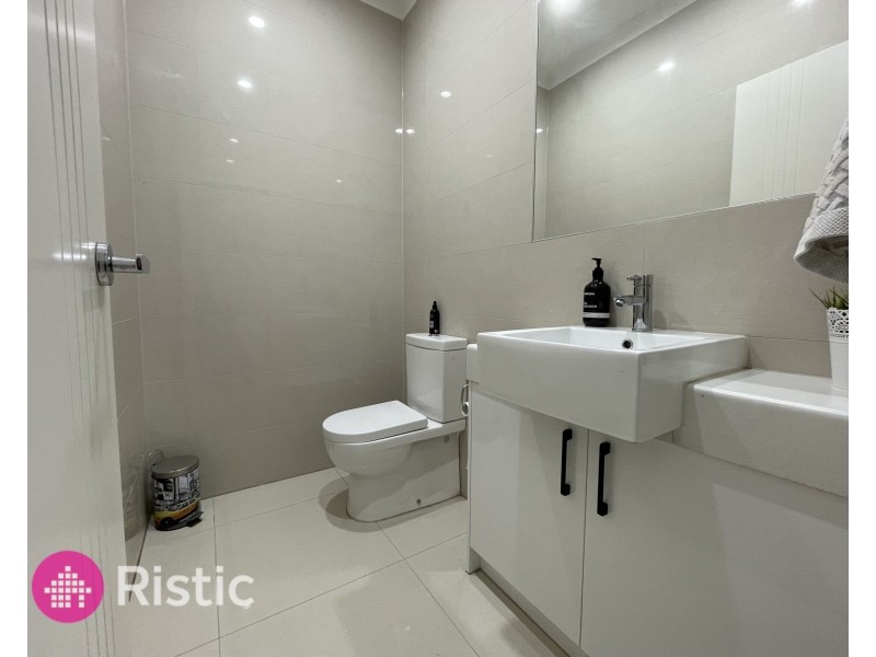 10/11 Riverside Drive, South Morang VIC 3752