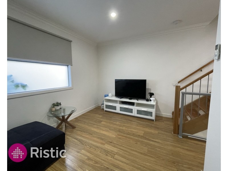 10/11 Riverside Drive, South Morang VIC 3752