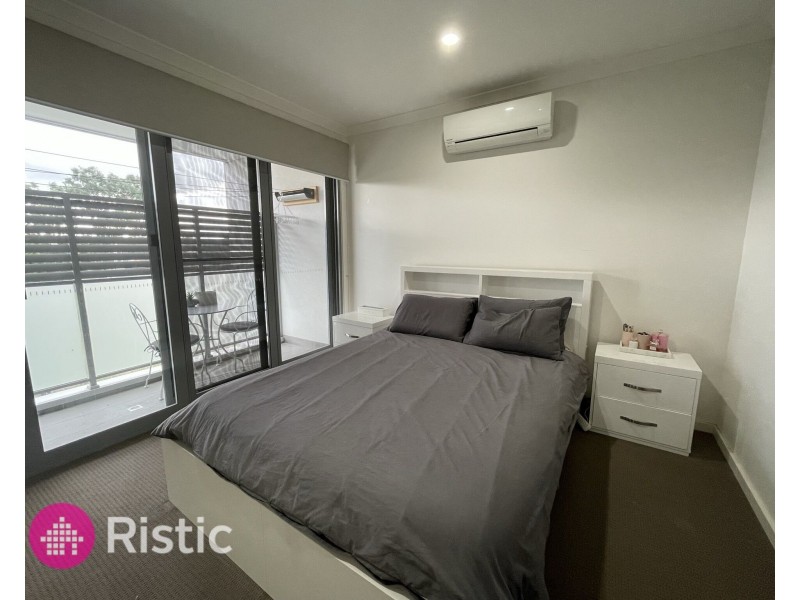 10/11 Riverside Drive, South Morang VIC 3752