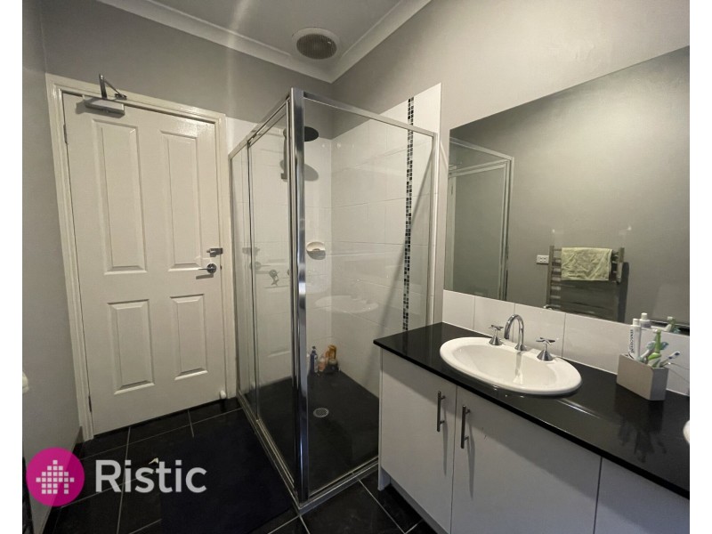 24 Sistine Row, Mernda VIC 3754