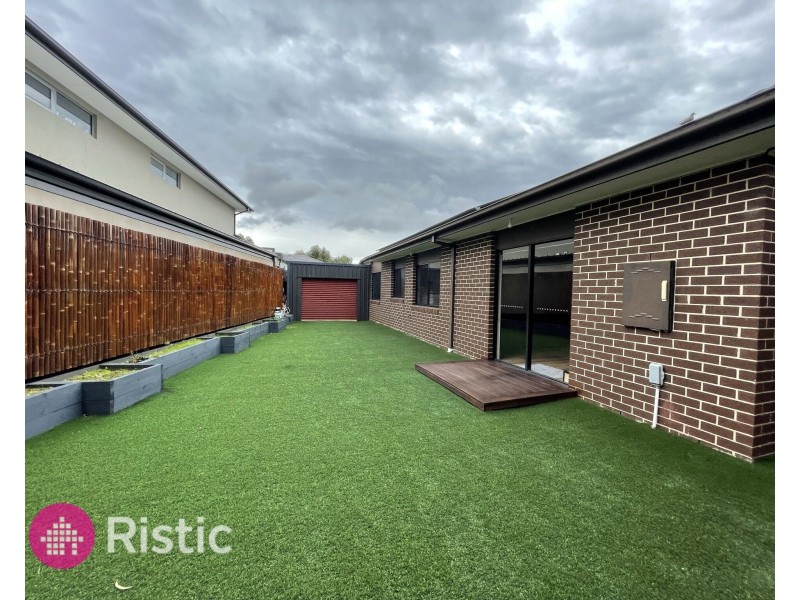 24 Sistine Row, Mernda VIC 3754