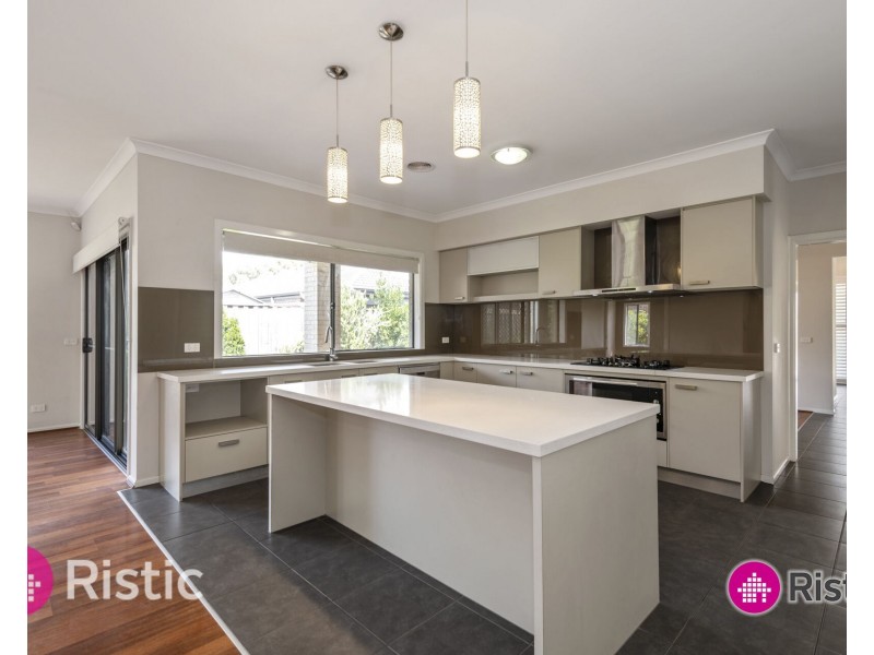 4 Fulham Way, Wollert VIC 3750