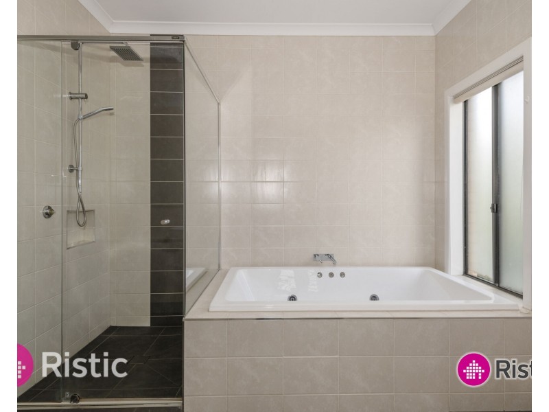 4 Fulham Way, Wollert VIC 3750