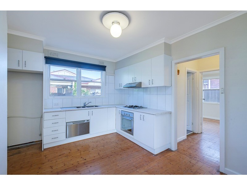 1/94 Whitelaw Street, Reservoir VIC 3073