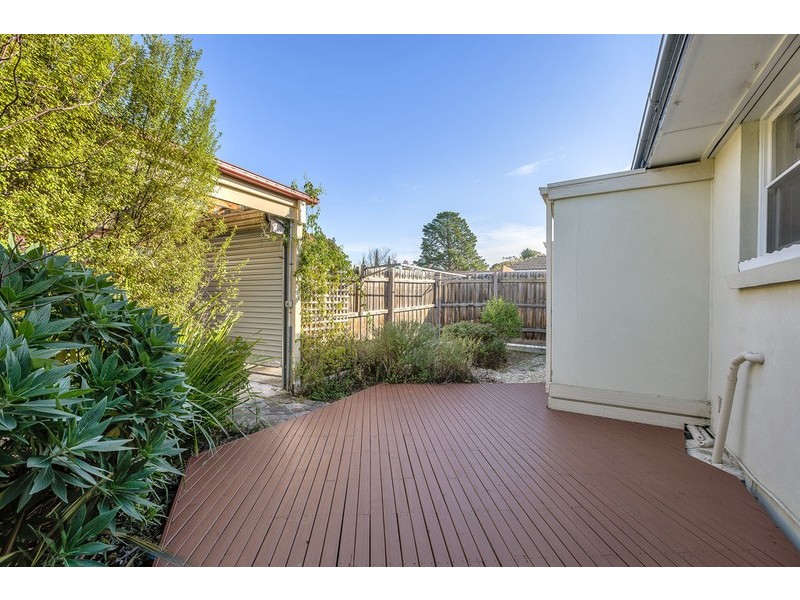 1/94 Whitelaw Street, Reservoir VIC 3073