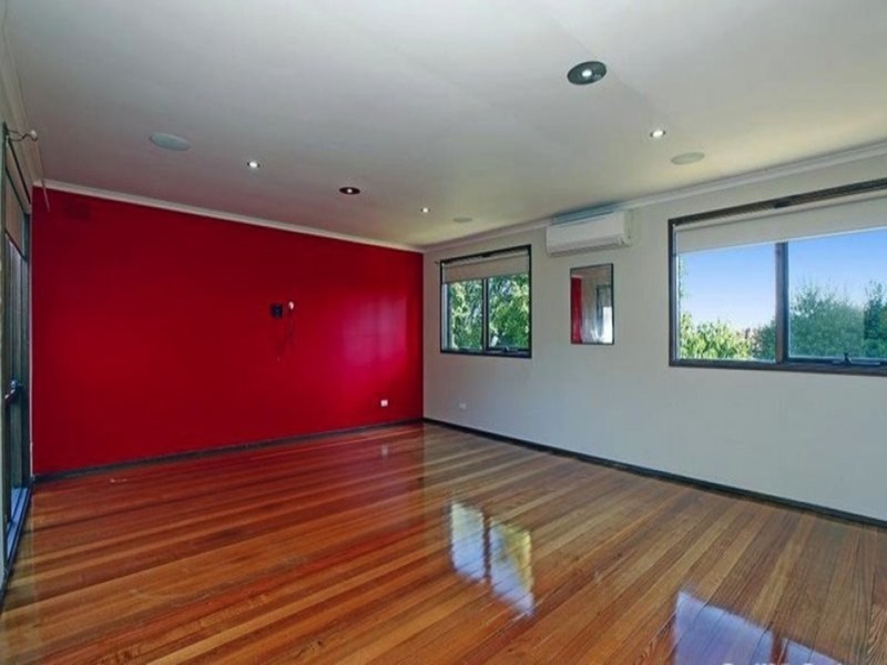 363 Childs Road, Mill Park VIC 3082