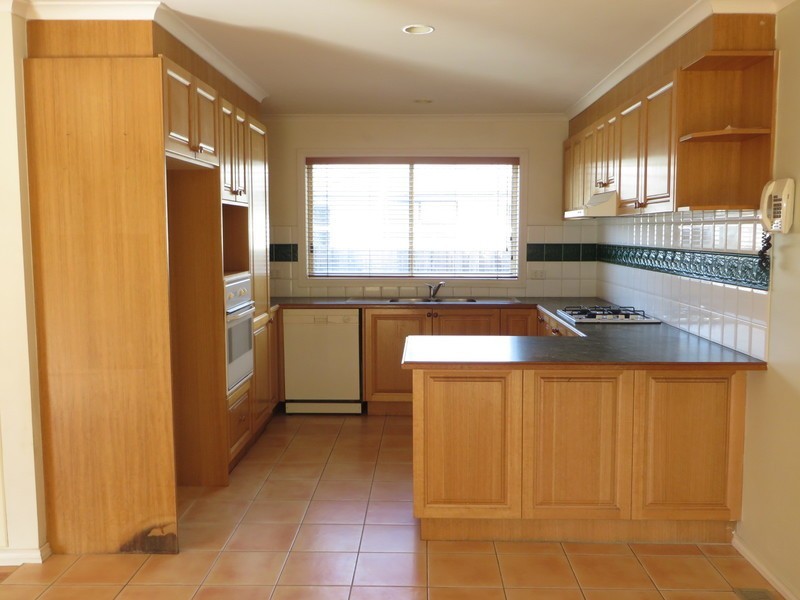 14 McCabe Drive, Epping VIC 3076