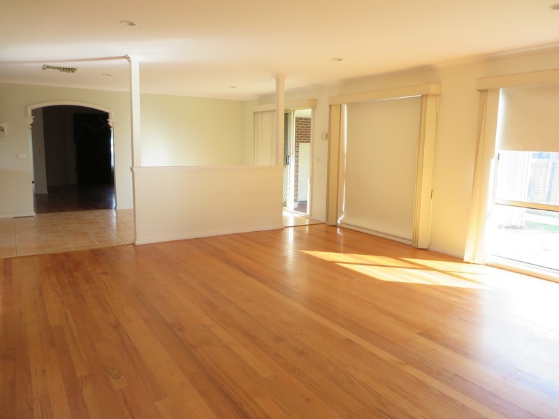 14 McCabe Drive, Epping VIC 3076