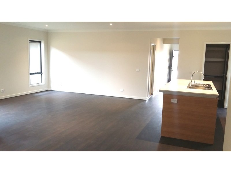 Lot 1022 Gyrfalcon Way, Doreen VIC 3754