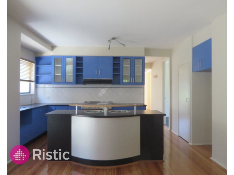 1 Woodlands Grove, Bundoora VIC 3083