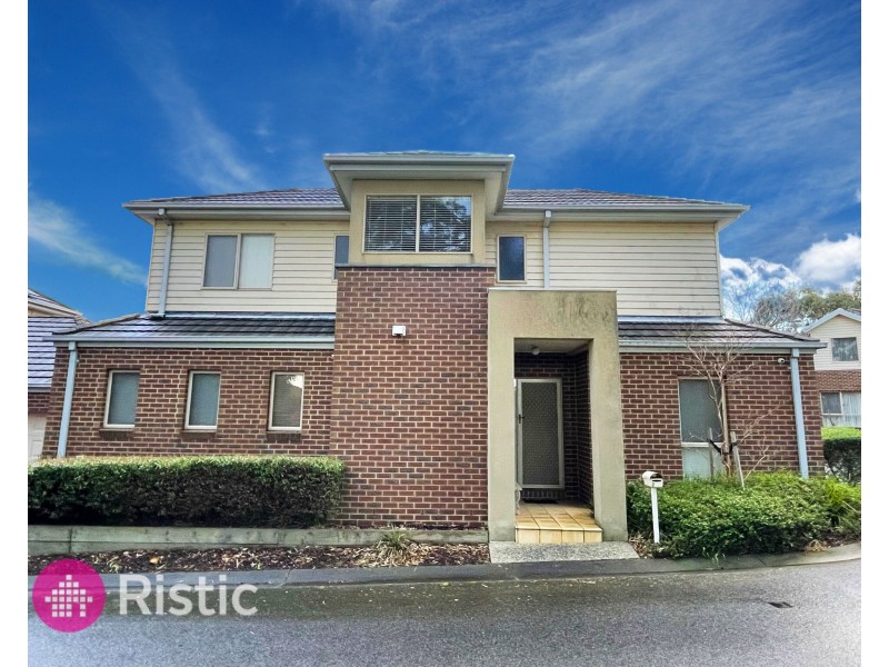 2/5 Delacombe Drive, Mill Park VIC 3082