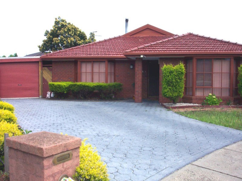 5 Fishburn Court, Mill Park VIC 3082