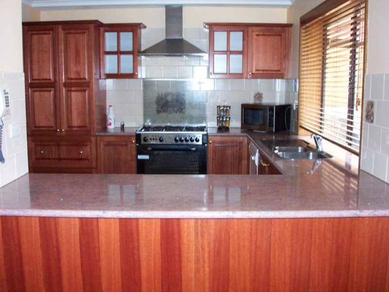 5 Fishburn Court, Mill Park VIC 3082