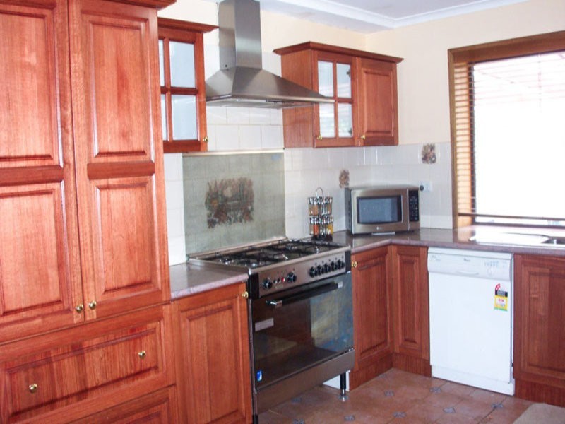 5 Fishburn Court, Mill Park VIC 3082