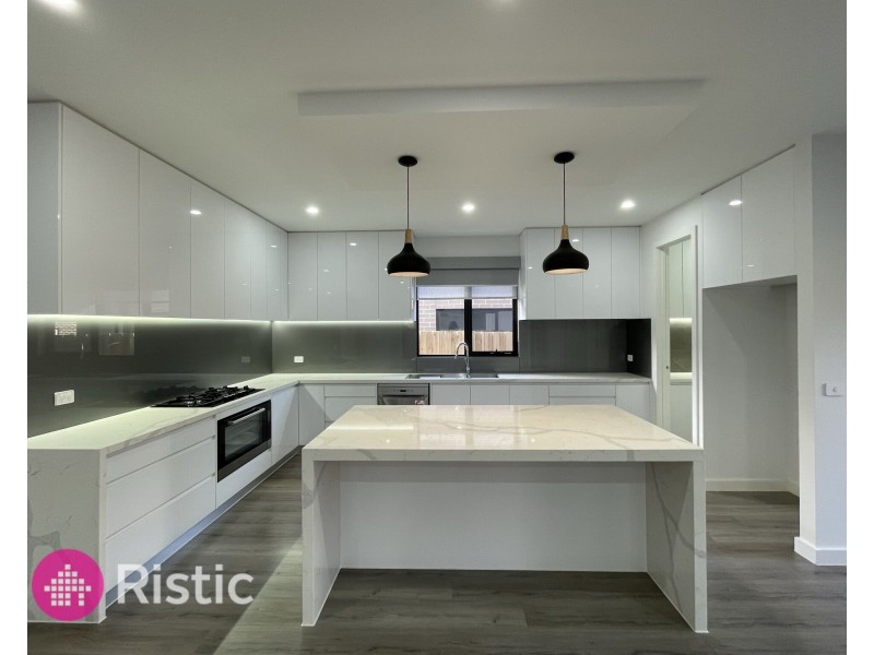 13 Laramie Street, Greenvale VIC 3059